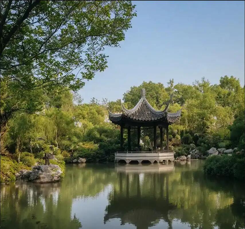 西湖区雪萍餐饮有限公司